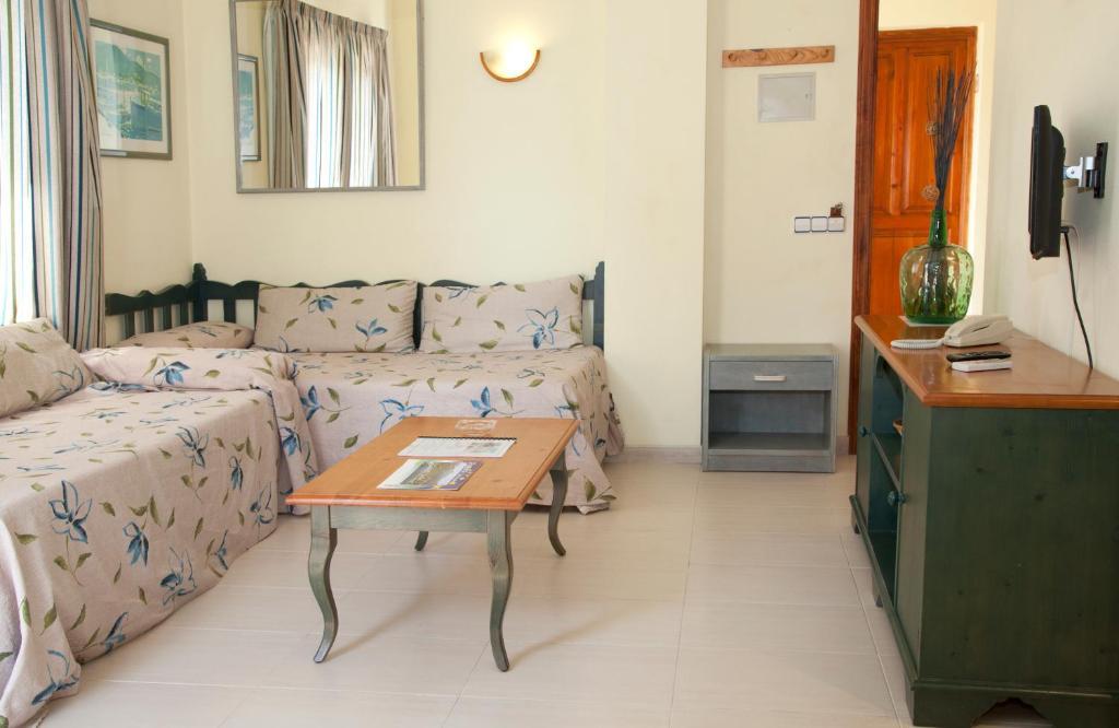 Apartamentos Carabela II Peguera Exterior foto
